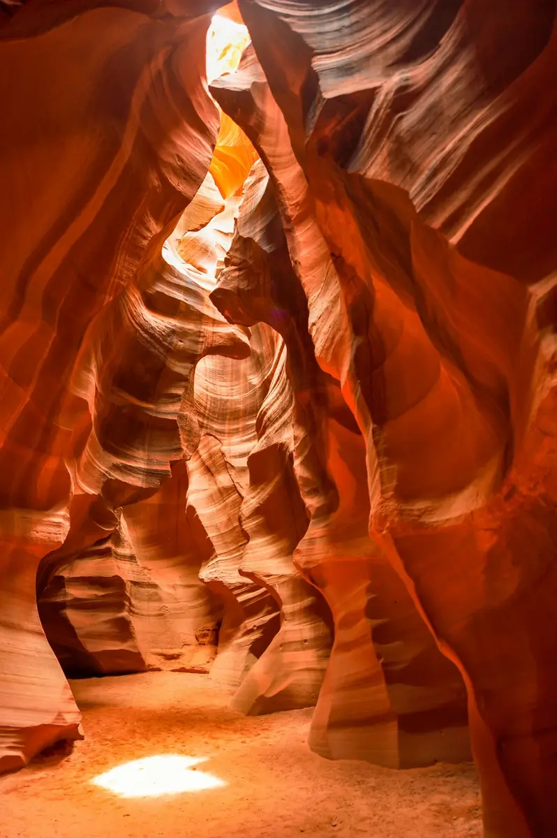Scenery of Antelope Canyon.